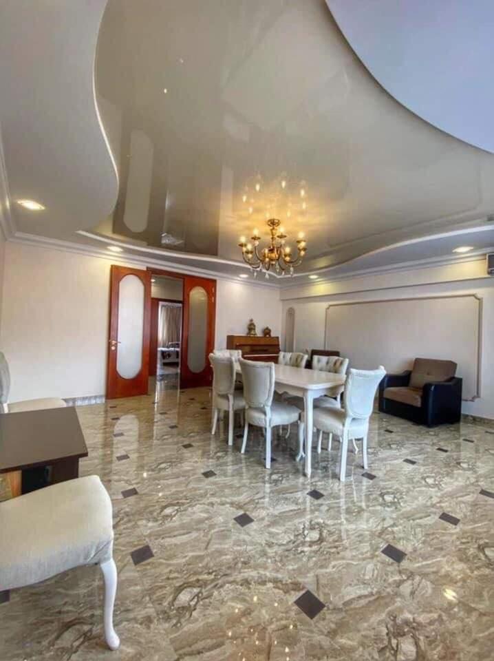 Apartment Dolphin Batumi Eksteriør bilde