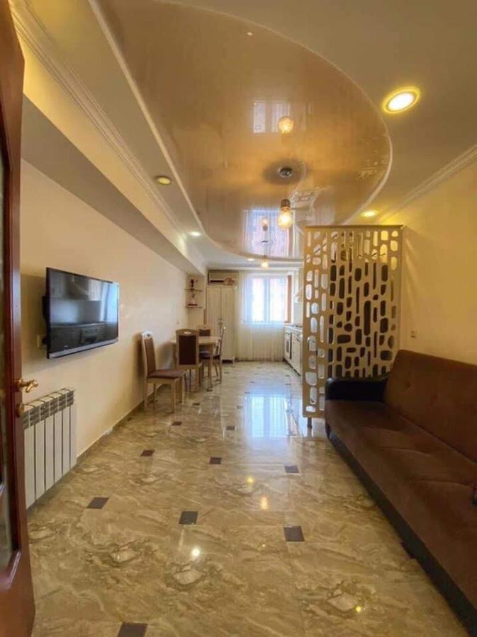 Apartment Dolphin Batumi Eksteriør bilde