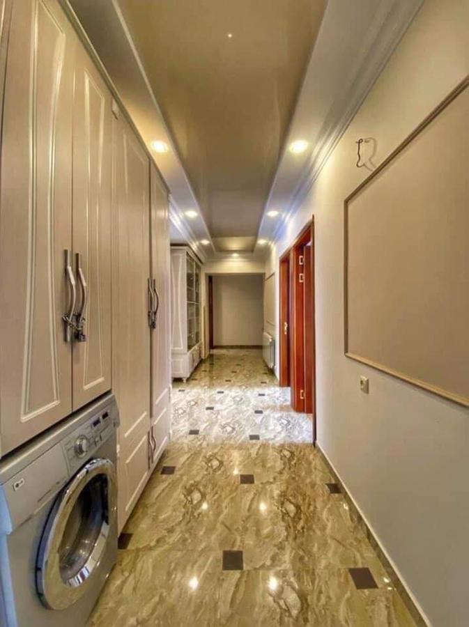 Apartment Dolphin Batumi Eksteriør bilde